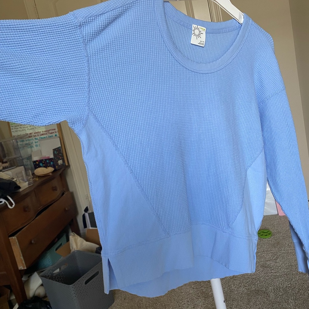 Aerie Offline Light Blue Waffle Knit Sweater Lightweight Breathable Sweatshirt
